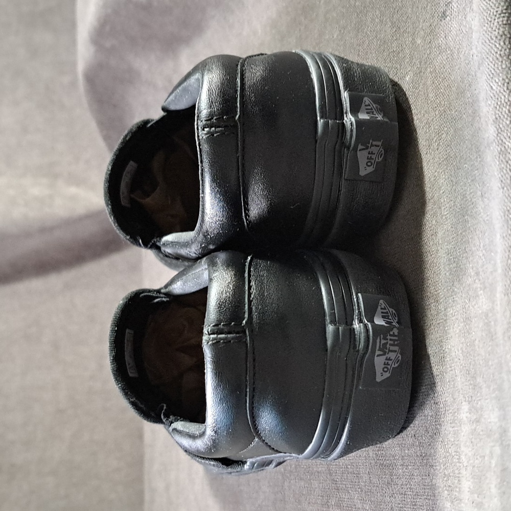 Vans Slip On Mono Black Smooth Leather Classic Sneakers VG- US 5.5 - Picture 2 of 16